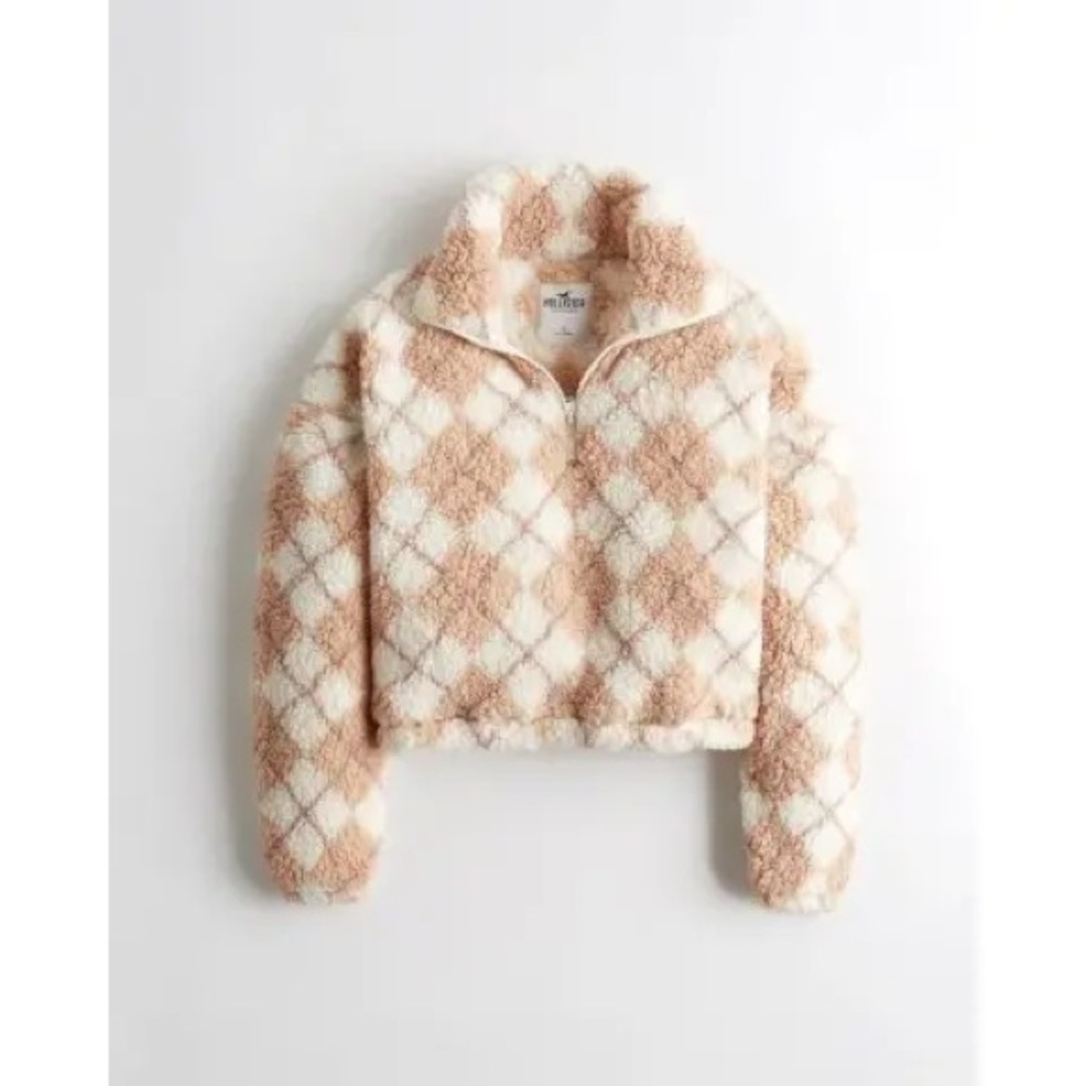 Hollister Cozy Checkered Jacket in Cream and Tan